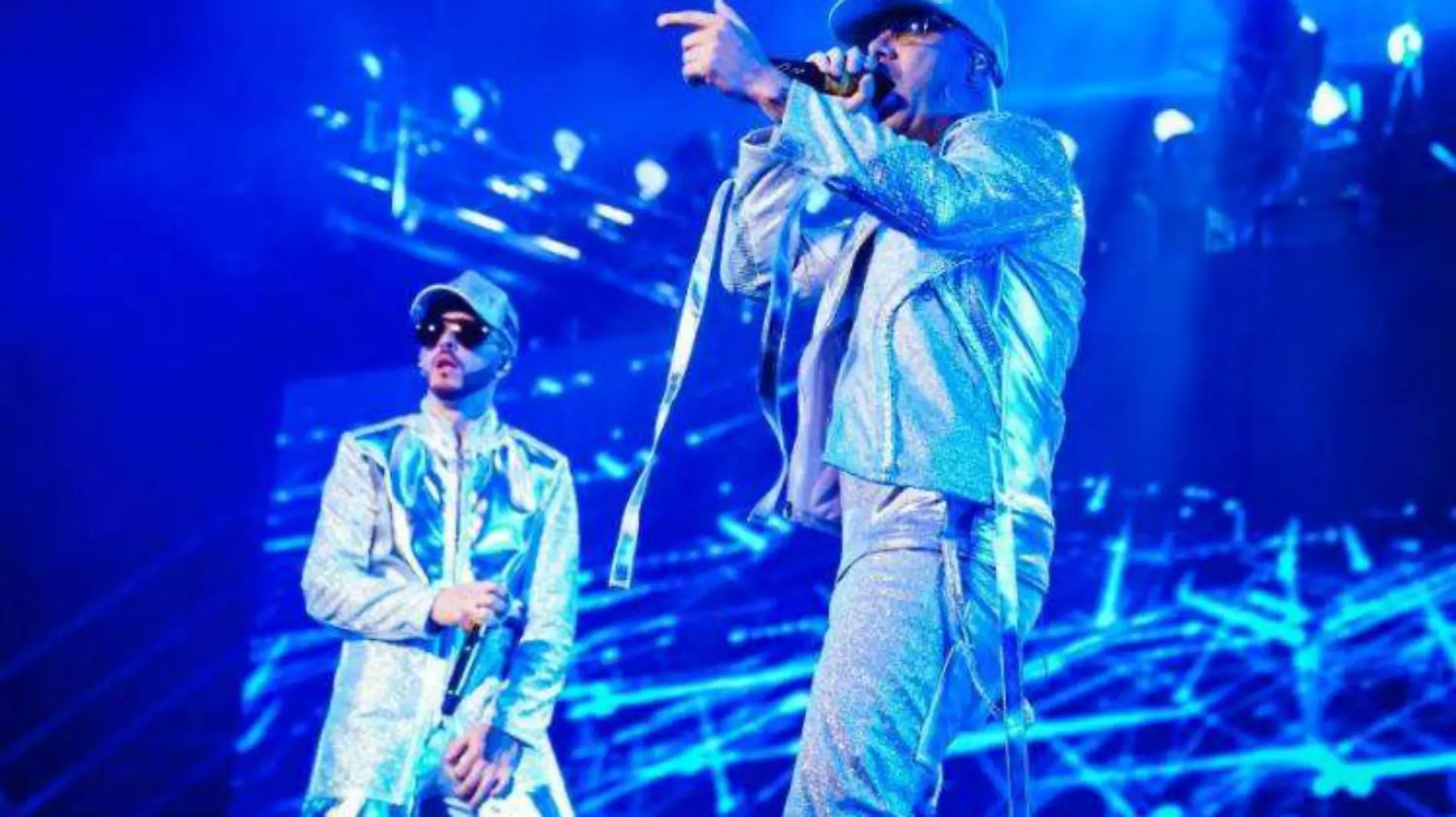 wisin yandel FB